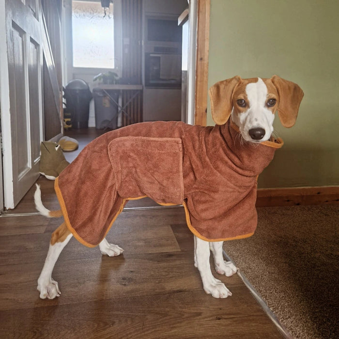 Willow honey wearing the Tiny Paws super absorbent robe, shared by @willowhoneyb on Instagram